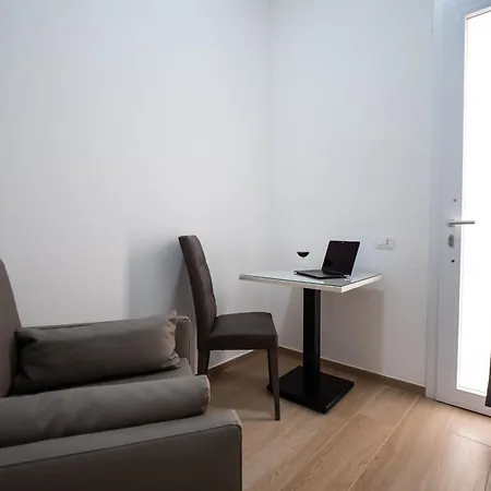 Corte Dei Limoni - - Living Maison d'hôtes SantʼAntìoco